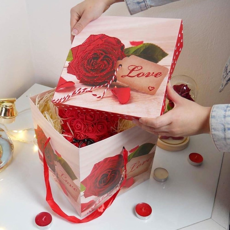 Dárková krabička 22 cm - valentýnská růže - Dárky.pro
