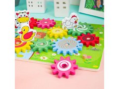 Dřevěná hračka s ozubenými kolečky se zvířátky 7