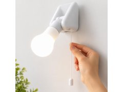 Nástěnná LED lampička k&nbsp;posteli se šňůrkovým vypínačem 1