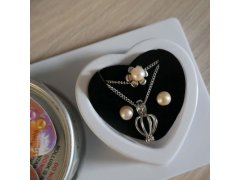 Perla přání v&nbsp;perlorodce s&nbsp;náhrdelníkem, náušnicemi a&nbsp;prstýnkem 5