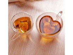 Skleněný hrnek s&nbsp;dvojitou stěnou - srdíčko 3