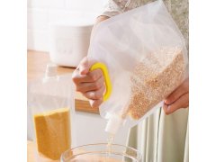 Uzavíratelný sáček s nálevkou 5 ks - 2,5 l 7