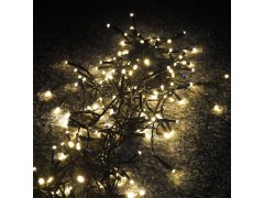 Vánoční LED osvětlení s&nbsp;dálkovým ovladačem - bez motání s&nbsp;rovnoměrným rozložením světýlek 6