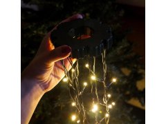 Vánoční LED osvětlení s&nbsp;dálkovým ovladačem - bez motání s&nbsp;rovnoměrným rozložením světýlek 9