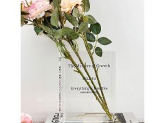 Váza ve tvaru knihy 5