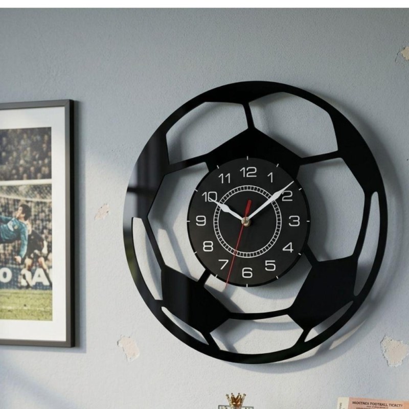 Nástěnné hodiny - fotbal - Dárky.pro
