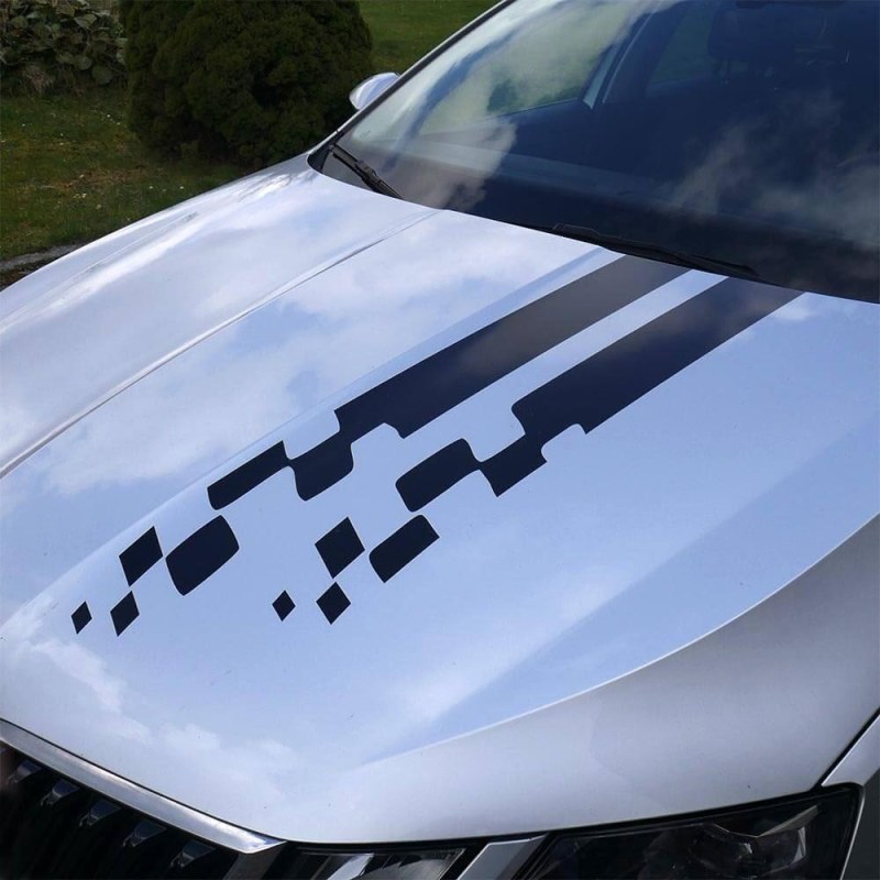 Samolepka na auto - pruhy přerušované černé - Dárky.pro