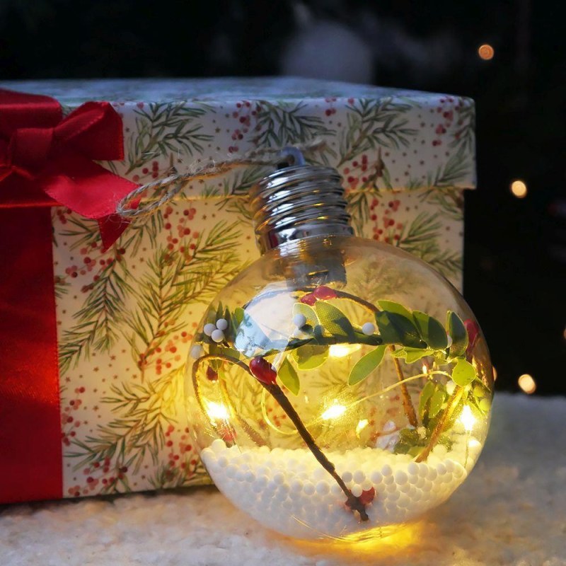 Vánoční LED svítící koule na stromeček - girlanda - Dárky.pro