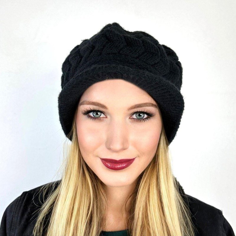 Zateplený baret s kožíškem - černý - Dárky.pro
